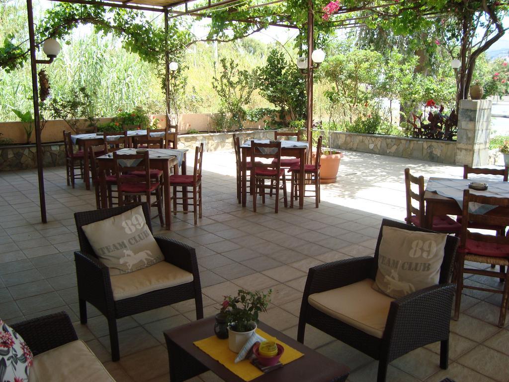 Athina Rethymno Exterior foto